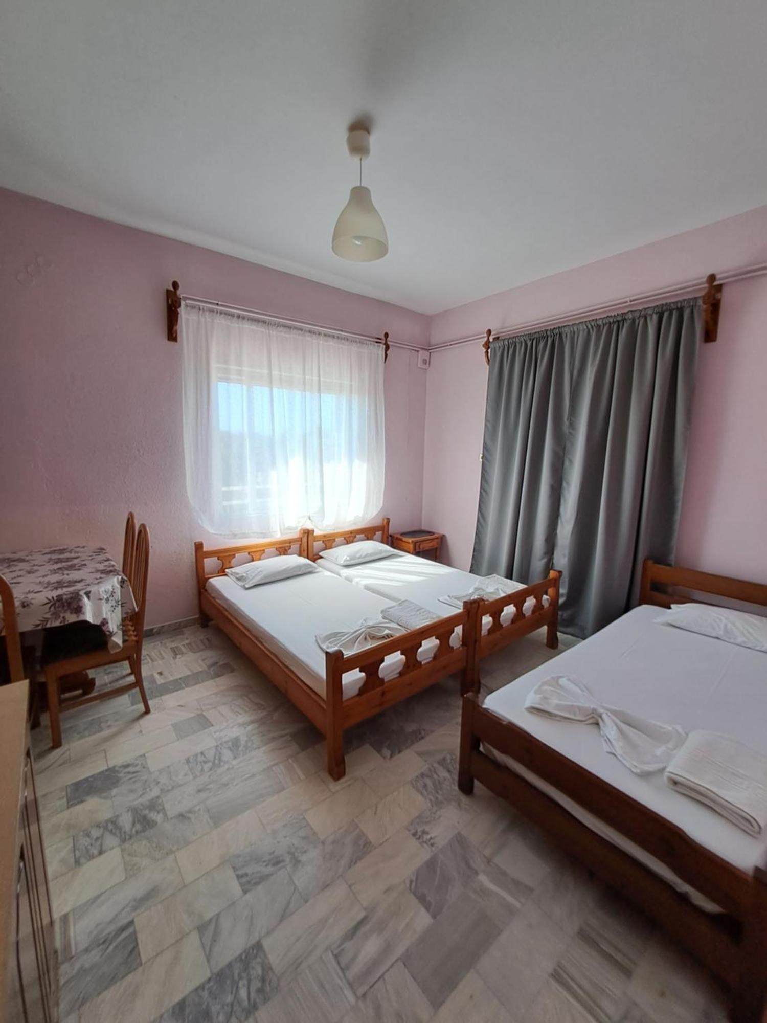 Golden Beach-Tsianis Apartments Néa Meságkala Exterior foto