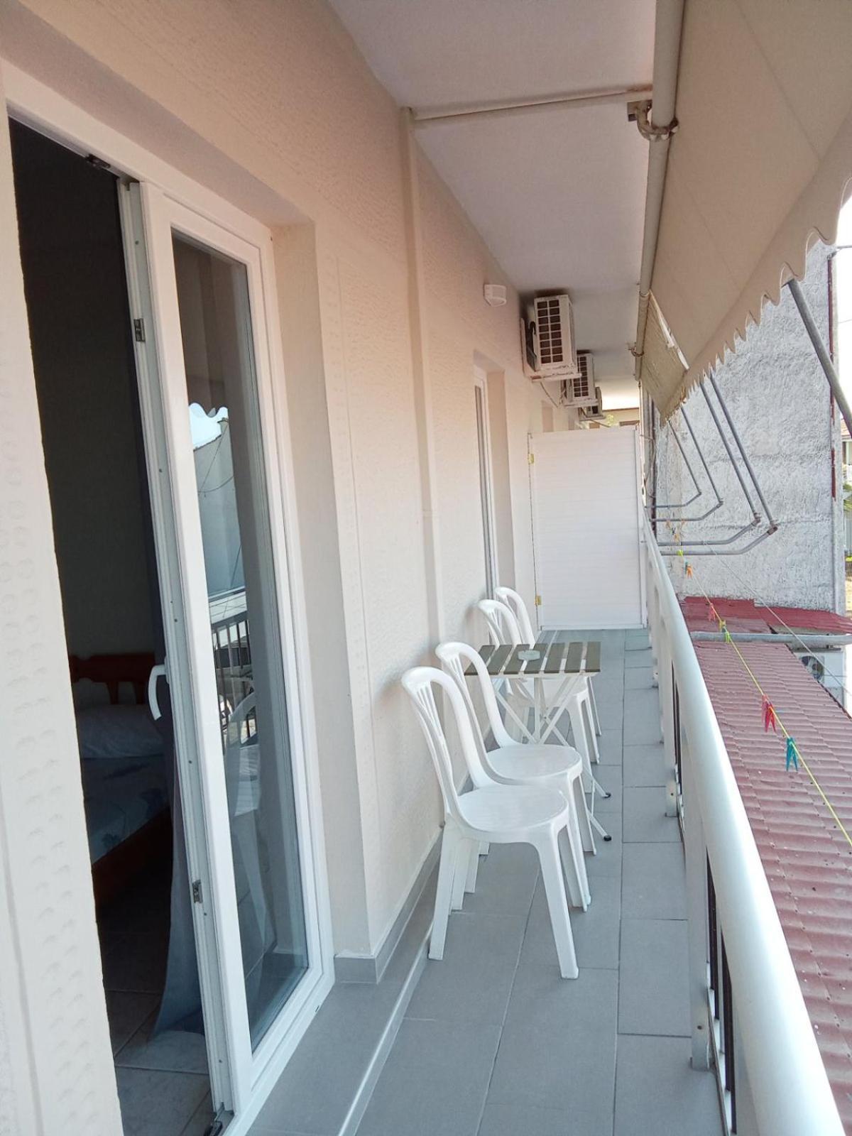 Golden Beach-Tsianis Apartments Néa Meságkala Exterior foto
